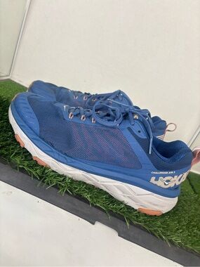 Hoka One One Challenger ATR 5 Womens 9 Trail Running Shoes Blue 1104094